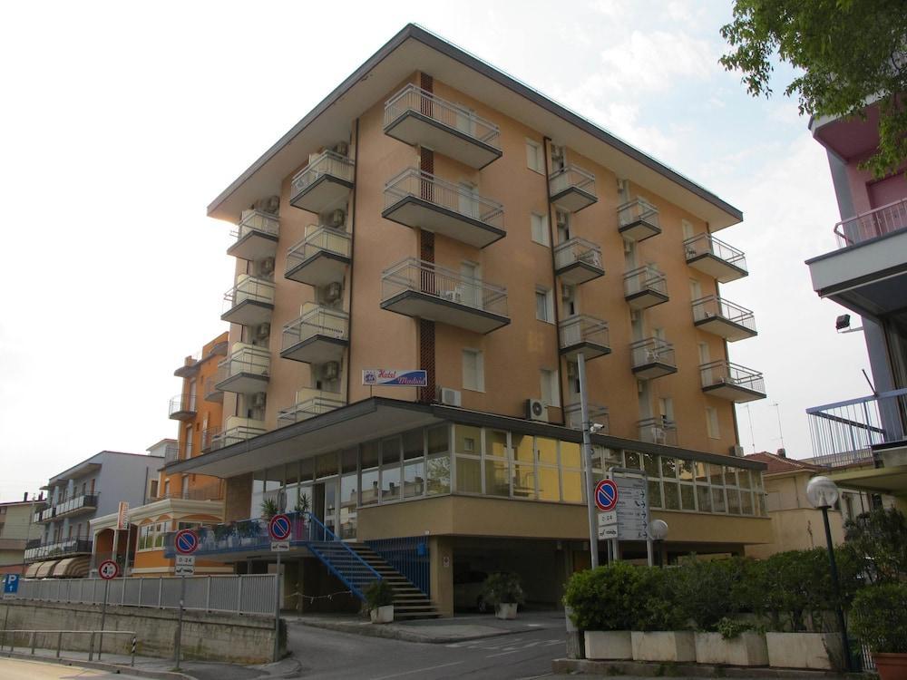רימיני Hotel Madrid מראה חיצוני תמונה