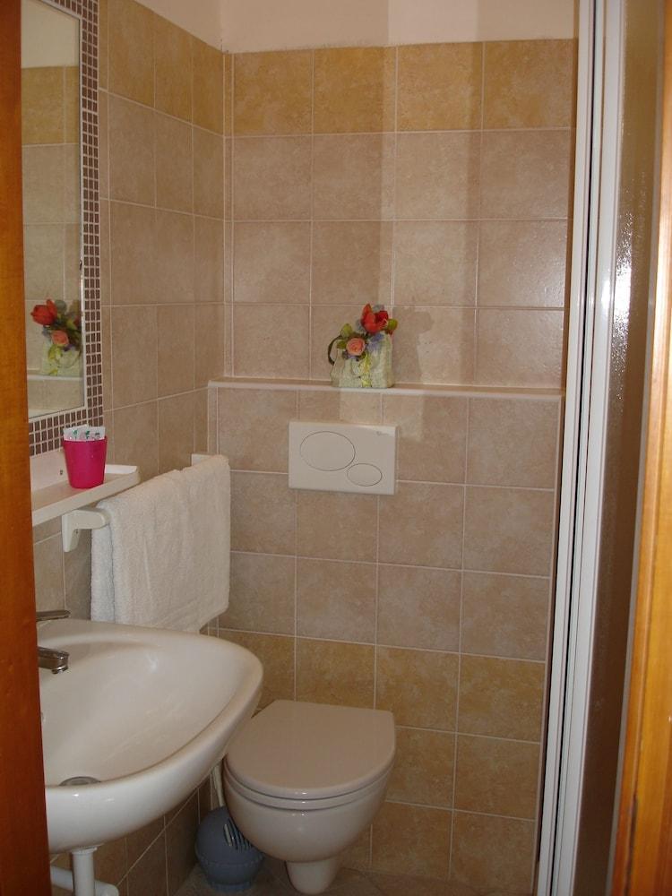 רימיני Hotel Madrid מראה חיצוני תמונה