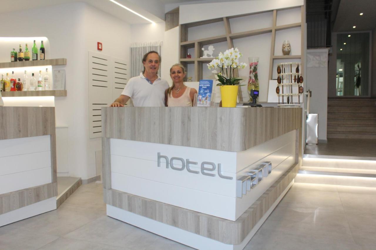 רימיני Hotel Madrid מראה חיצוני תמונה
