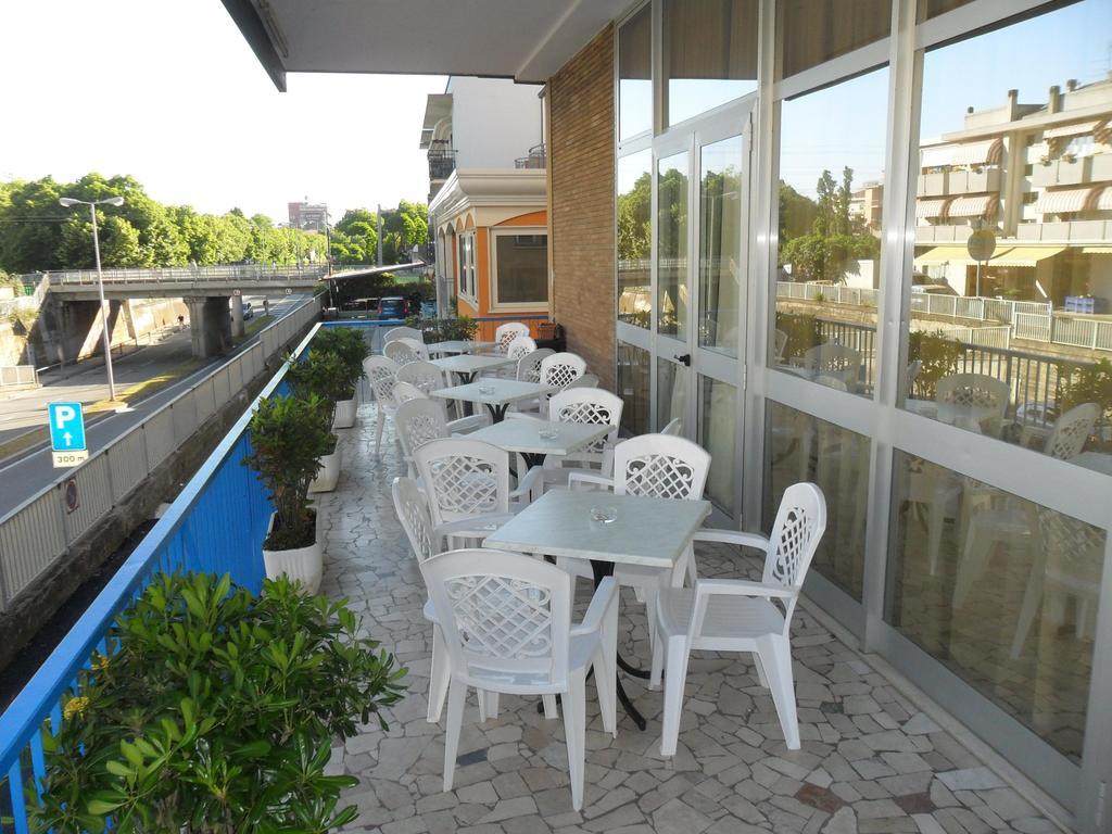 רימיני Hotel Madrid חדר תמונה
