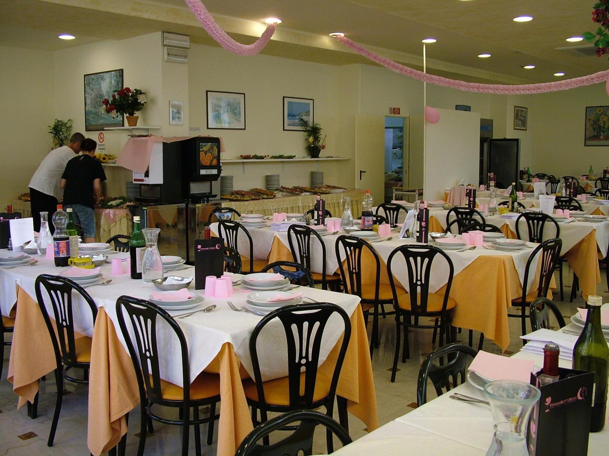 רימיני Hotel Madrid מראה חיצוני תמונה